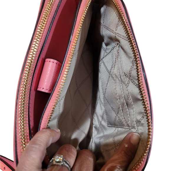 Michael Kors Houston Leather Double Zipper Crossbody Handbag In Grapefruit - Picture 12 of 13